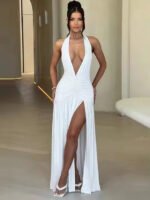 Elegant Deep Plunge Halter Maxi Dress with Ruched Waist & Thigh-High Slit - 图片 6