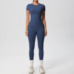 Luxury Seamless Pink Two-Piece Activewear Set – Short Sleeve Top & High-Waist Leggings Gym Outfit - 图片 16