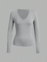 Long-Sleeve V-Neck Fitted Top – Soft Stretch Everyday Essential - 图片 8