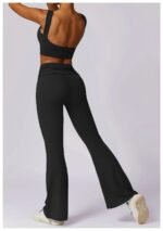 High-Waisted Flared Active Pants with Sculpting Fit – Neutral Beige - 图片 9