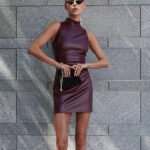 Women’s Faux Leather Sleeveless Mini Dress with High Neck - 图片 8