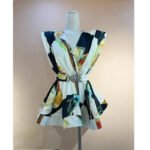 Luxury White Satin Wrap Mini Dress with Gold Belt – Elegant V-Neck Layered Skirt Evening Party Dress - 图片 5