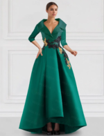 Elegant Champagne High-Low Evening Dress – V-Neck Structured Gown with Embroidered Appliqué - 图片 5