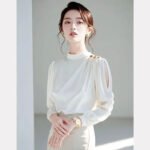 Luxury Ivory Chiffon Blouse with Gold Button Shoulder & Sheer Sleeves - 图片 7