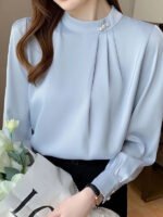Elegant Pearl Button Chiffon Blouse – Light Blue Long Sleeve Office Top - 图片 2