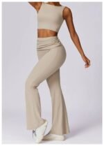 High-Waisted Flared Active Pants with Sculpting Fit – Neutral Beige - 图片 26