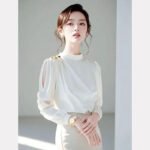 Luxury Ivory Chiffon Blouse with Gold Button Shoulder & Sheer Sleeves - 图片 6