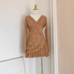Luxury Nude Ruched Long Sleeve Mini Dress with V-Neck & Draped Detail | subailili - 图片 5