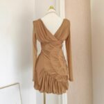Luxury Nude Ruched Long Sleeve Mini Dress with V-Neck & Draped Detail | subailili - 图片 2