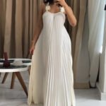 Modern Pleated Maxi Dress with Floral Strap Detail – Elegant Flowing Summer Dress – Backless A-Line Vacation Dress - 图片 6